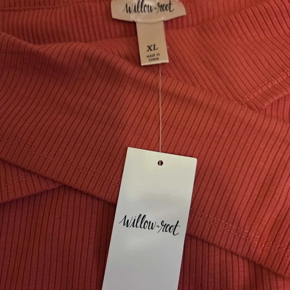 Red Off-Shoulder Ribbed Women's Top - Picture 2 of 4